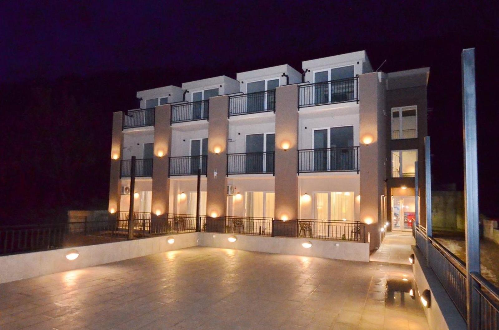 Residence Spa Apartments Dub Kotor Exterior foto