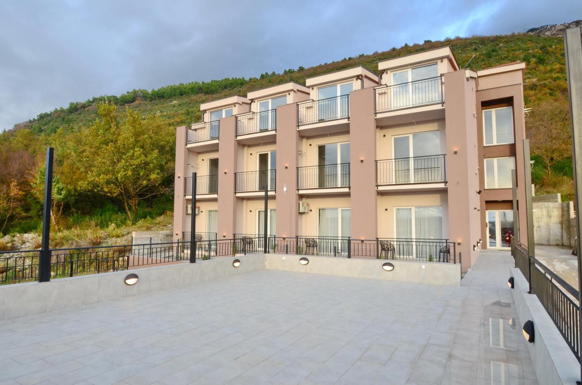 Residence Spa Apartments Dub Kotor Exterior foto
